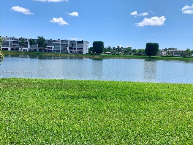 Building Photo - 2018 Exeter