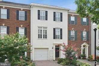 Building Photo - 5104 Grimm Dr