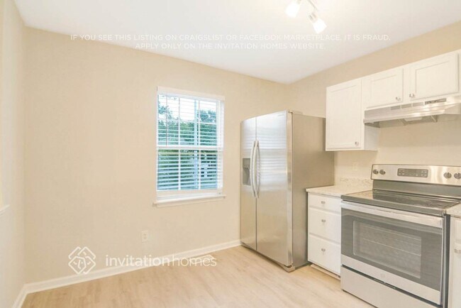 Foto del edificio - 1817 Elkpark Dr