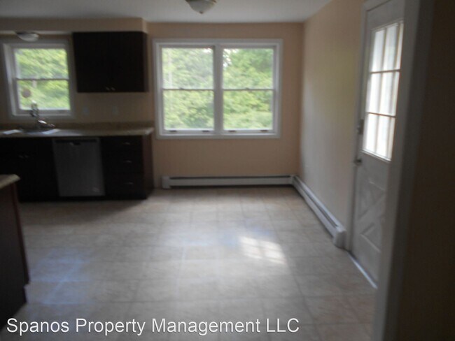 Foto del edificio - 3 br, 1.5 bath House - 100 R  Lane Rd.