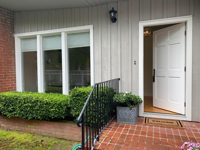 Building Photo - 311 San Rafael Ave