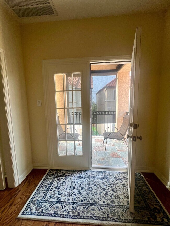 Foto del edificio - 7143 Laguna Villas