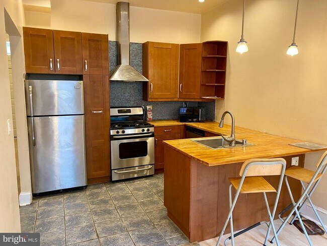 Foto del edificio - 1642 6th St NW