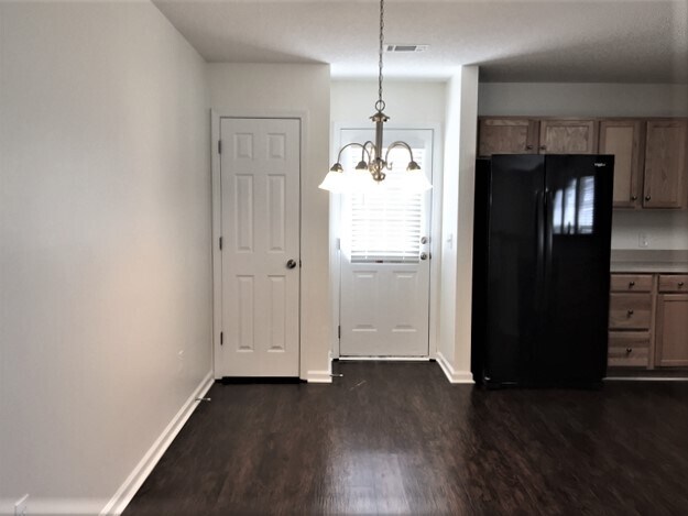 Building Photo - 240 Emerald Isle Drive