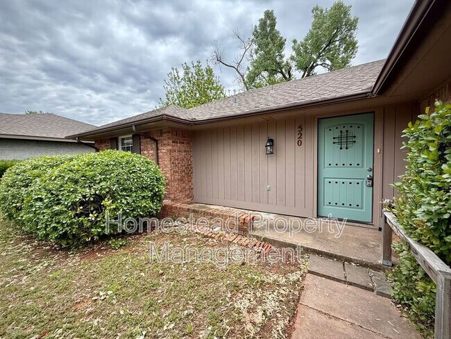 Photo - 520 Harding Pl House