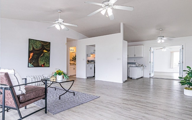 Building Photo - 16 Mopua Pl