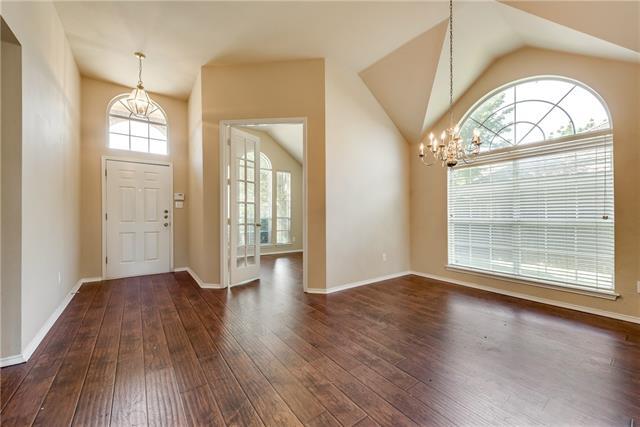 Foto del edificio - 5424 Highlands Dr