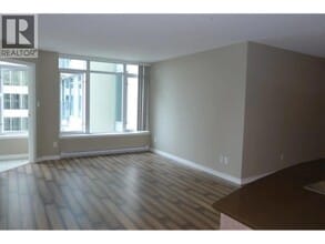 Building Photo - 610 Granville St