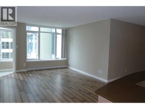 Building Photo - 610 Granville St