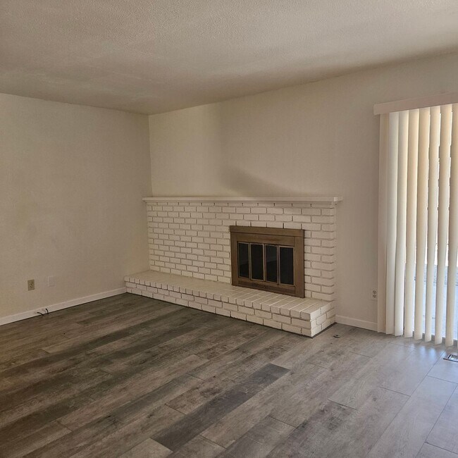 Foto del edificio - 3400 Stembridge Ave