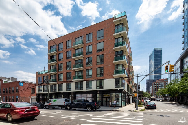 Building Photo - 2301 41st Ave