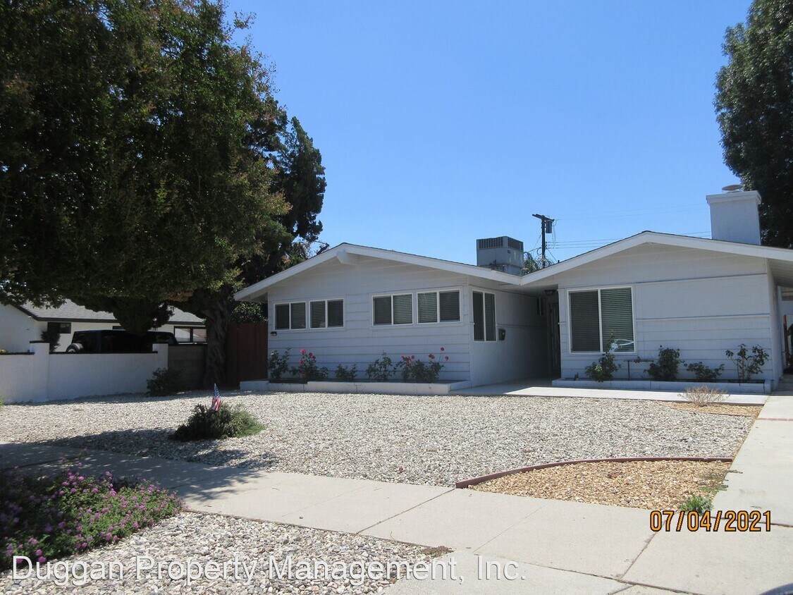 Primary Photo - 4 br, 2 bath House - 16648 McKeever St