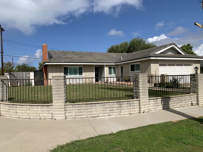 Building Photo - 17821 Wrightwood Ln