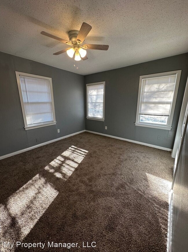 Foto del edificio - 3 br, 1 bath House - 2628 Bardot Lane