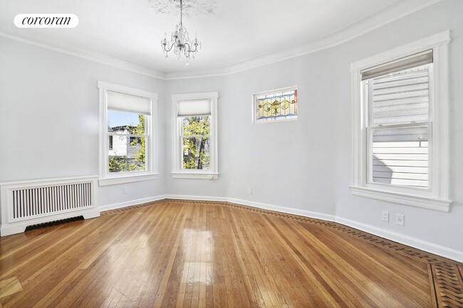 Foto del edificio - 422 E 4th St