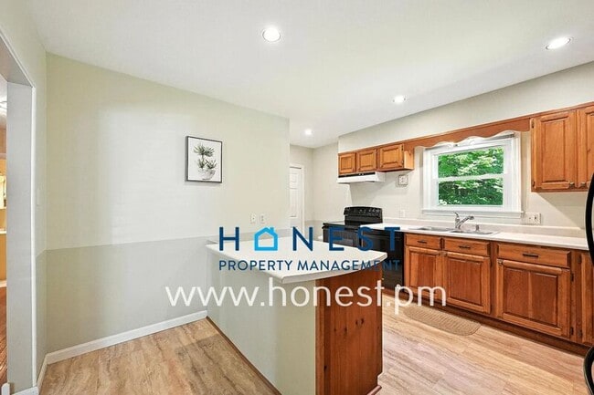 Foto del edificio - 8 Boucher Ave