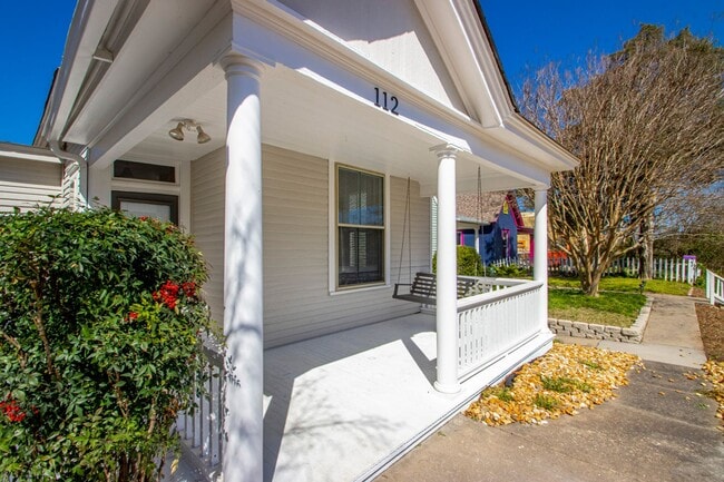 Building Photo - 2 Bed 1 Bath in Downtown Little Rock, AR