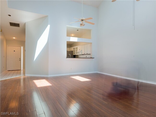 Foto del edificio - 607 Brookwood Pl