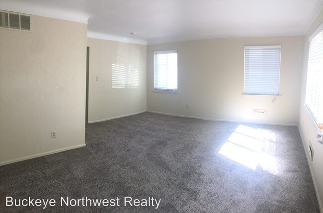 Building Photo - 2543 Schroeder Ct