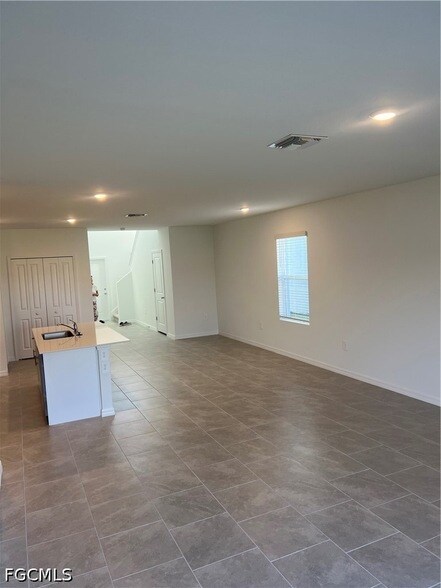 Building Photo - 11808 Cloverly Ln