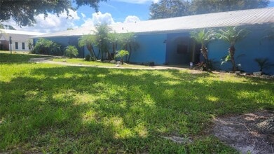 Building Photo - 2205 Knox McRae Dr
