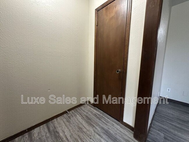 Foto del edificio - 8322 NW 7th St