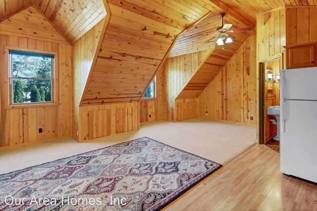 Building Photo - Studio, 1 bath House - 14316 284th Ave NW