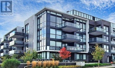 Building Photo - 375-375 Sea Ray Ave