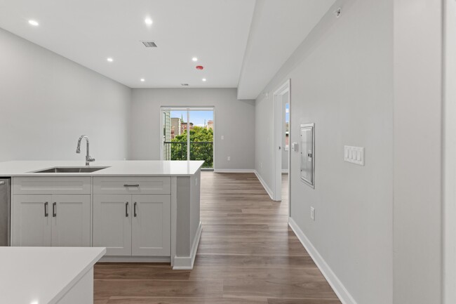 Building Photo - 475 Communipaw Ave