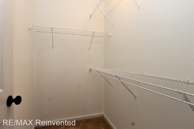 Building Photo - 2 br, 2 bath House - 120 Village Run