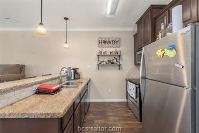 Building Photo - 410 Live Oak St