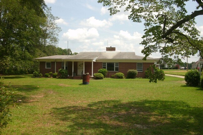 Building Photo - 10038 NC-97