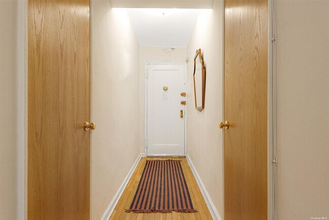 Foto del edificio - 10525 64th Ave