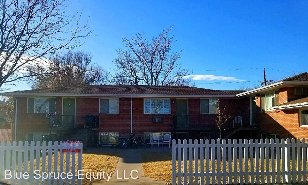 1961 Upham St, Lakewood, CO 80214 Room for Rent in Lakewood, CO