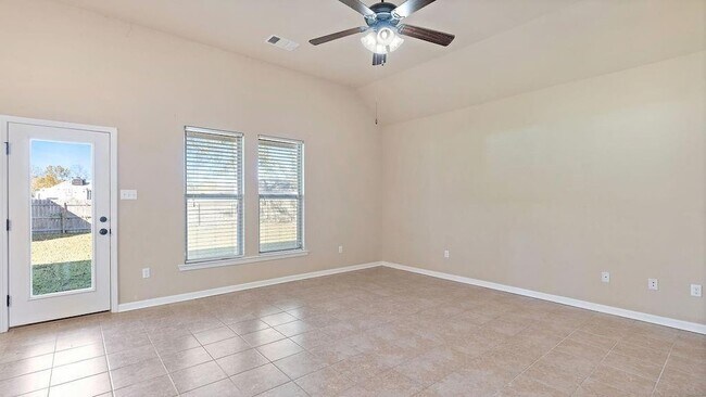Foto del edificio - 42189 Broadwalk Avenue Unit