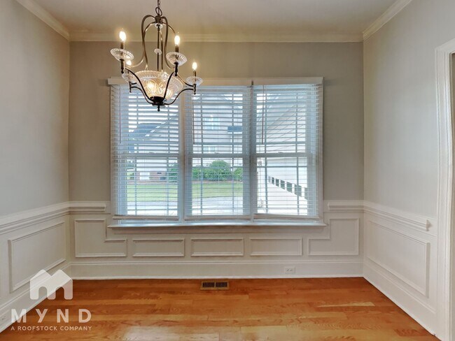 Foto del edificio - 431 Broadmoor Way