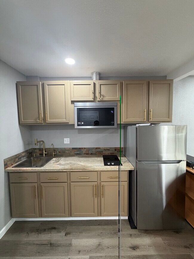 Foto del edificio - 2207 Fairfield Ave