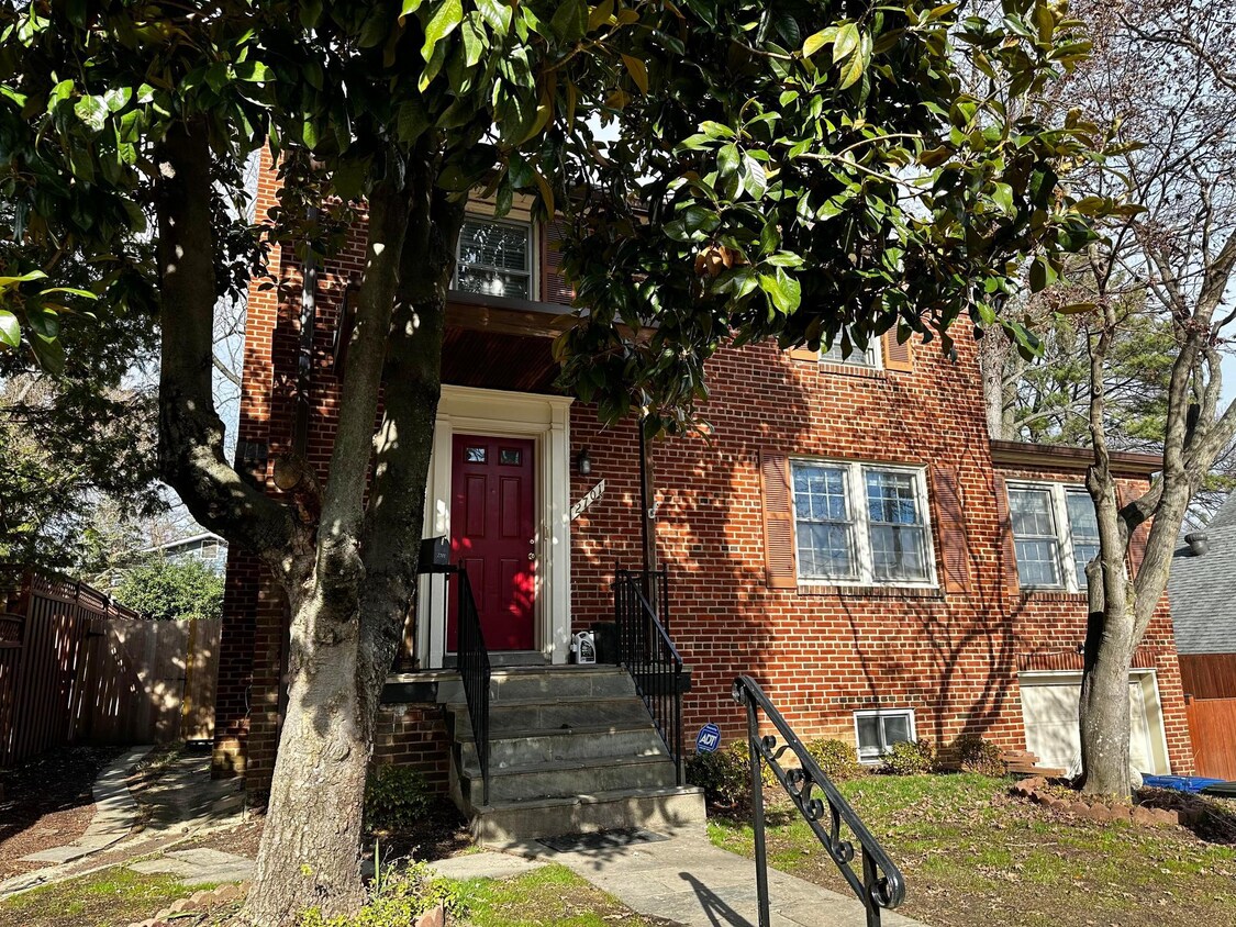 Foto principal - 2701 13th St S