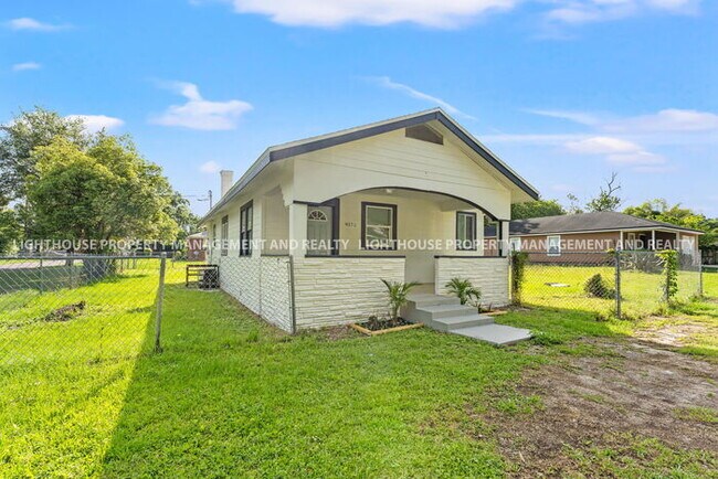 Foto del edificio - Charming 3x2 Bungalow