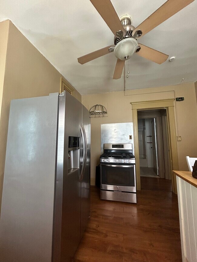 Foto del edificio - 189 Alden Ave