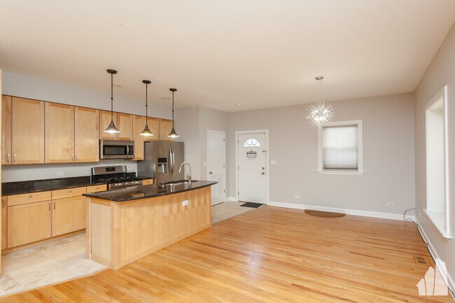 Foto del edificio - 841 W Lawrence Ave