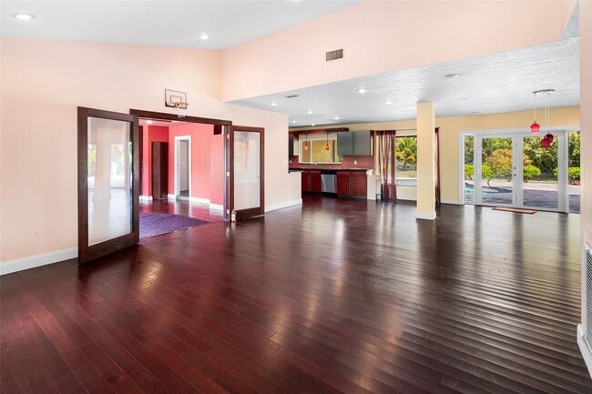 Building Photo - 8619 SW 51st St