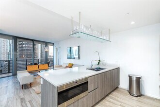 Building Photo - 801 S Miami Ave