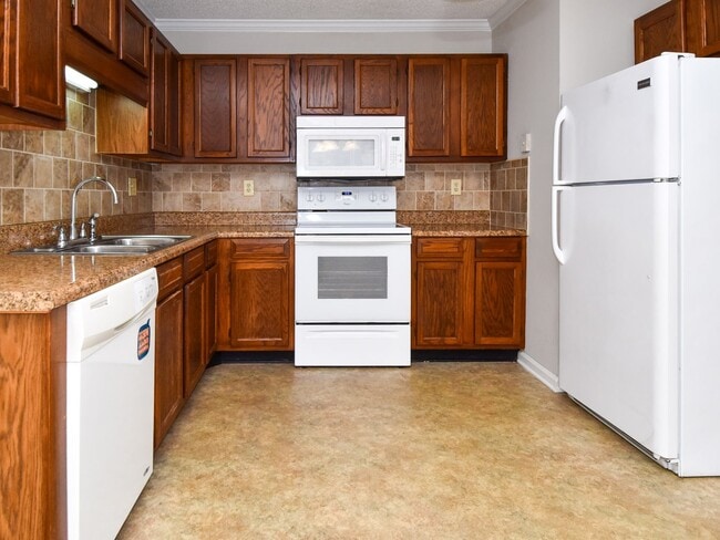 Foto del edificio - 3 bedrooms, 2 bath one level town-home wit...