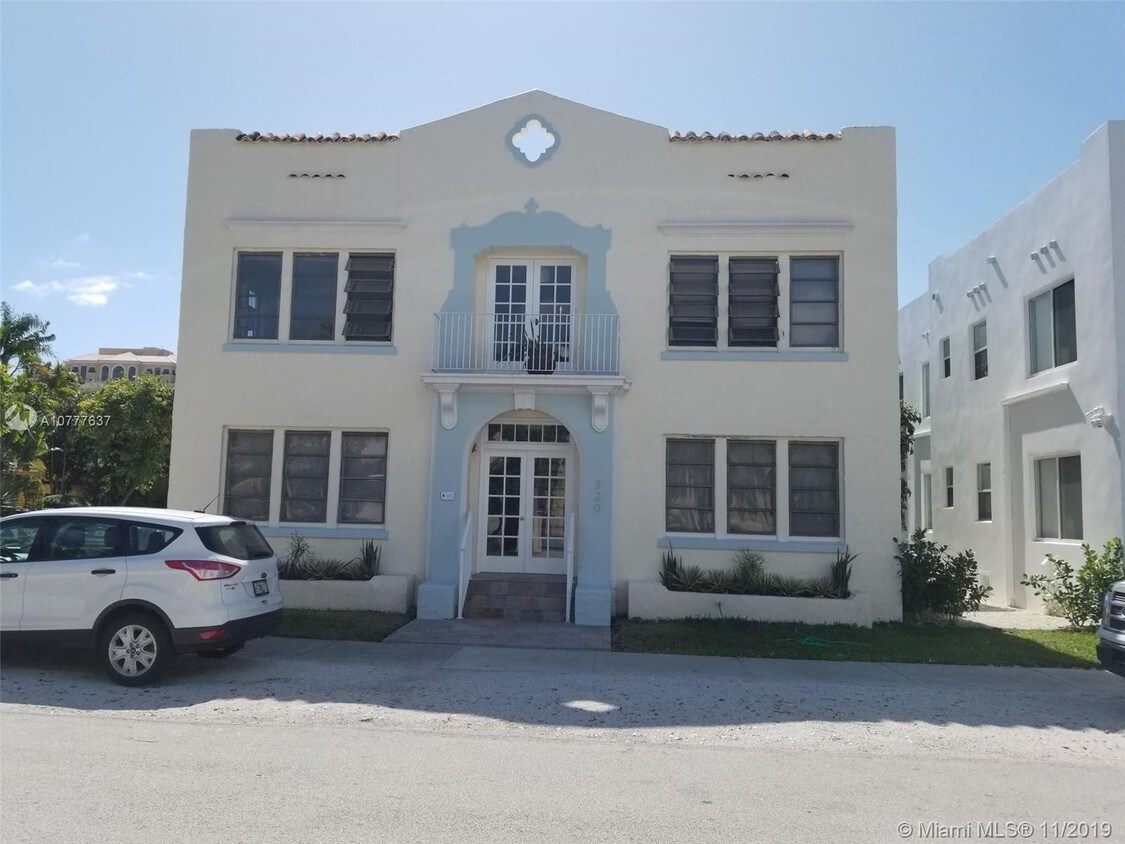 Primary Photo - 320 Mendoza Ave