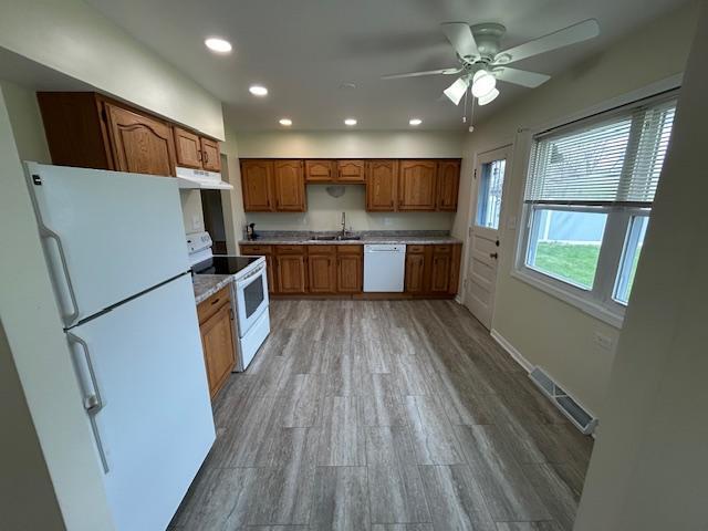 Building Photo - 76 Evergreen St