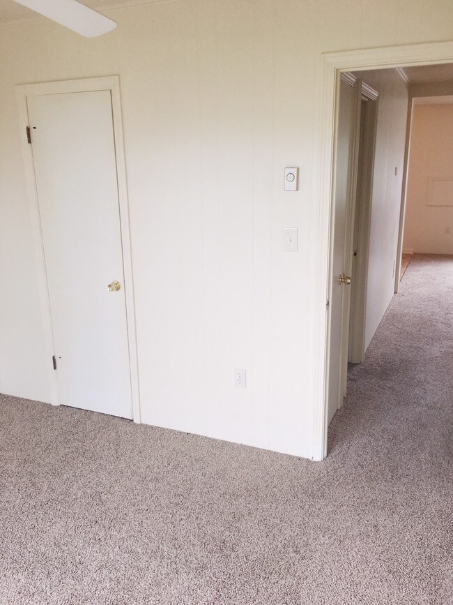 Foto del edificio - 115 E Sothel St