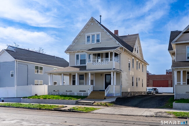 Foto del edificio - 259 Laurel Ave