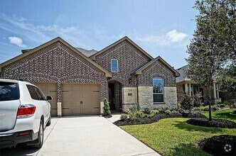 Building Photo - 29015 Davenport Dr