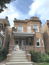 Building Photo - 2526 W Gunnison St